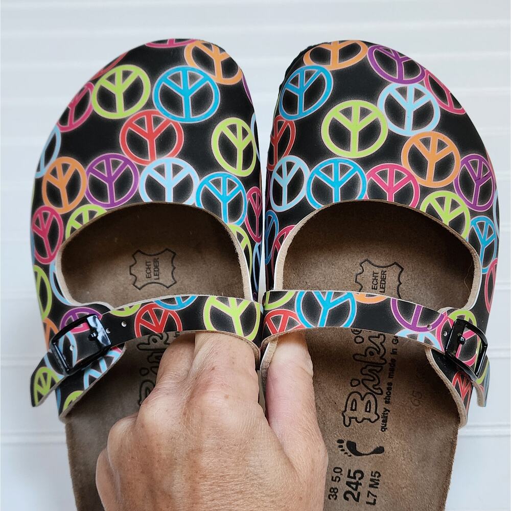 Birkenstock Birki's Peace Sign Print Mary Jane Clogs Size 7 Women's/5 Men's - Picture 7 of 10